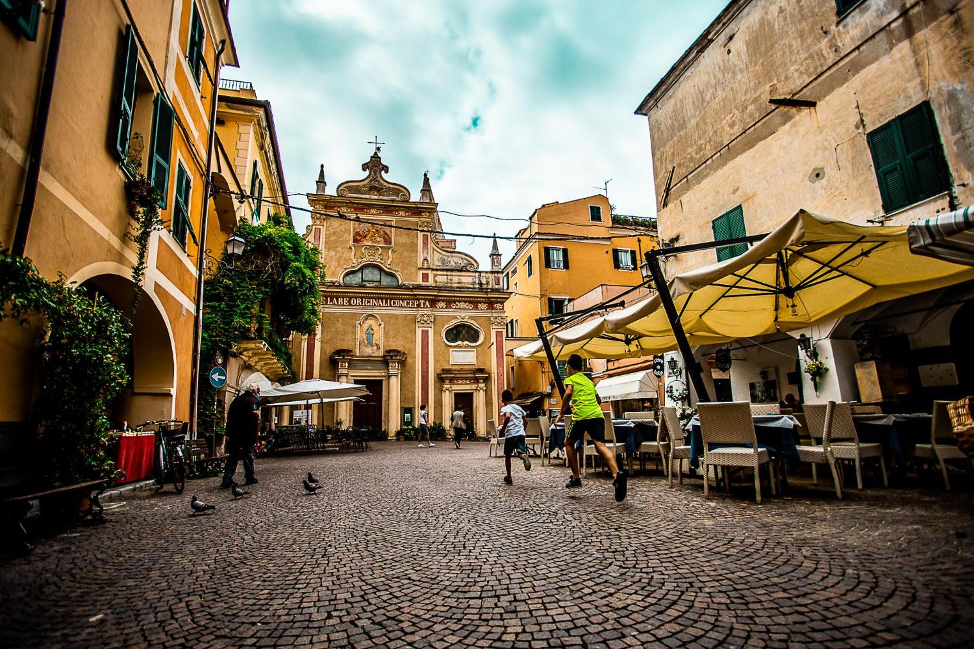Hotel Continental Pietra Ligure Zewnętrze zdjęcie