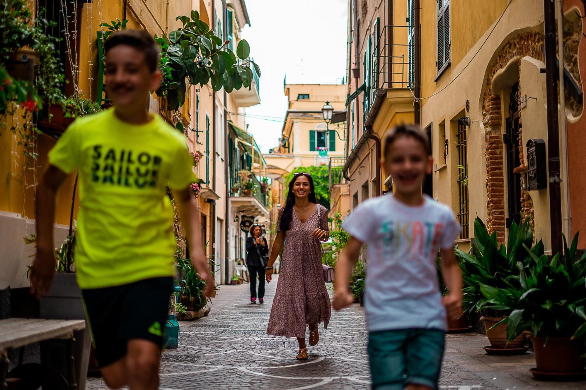 Hotel Continental Pietra Ligure Zewnętrze zdjęcie