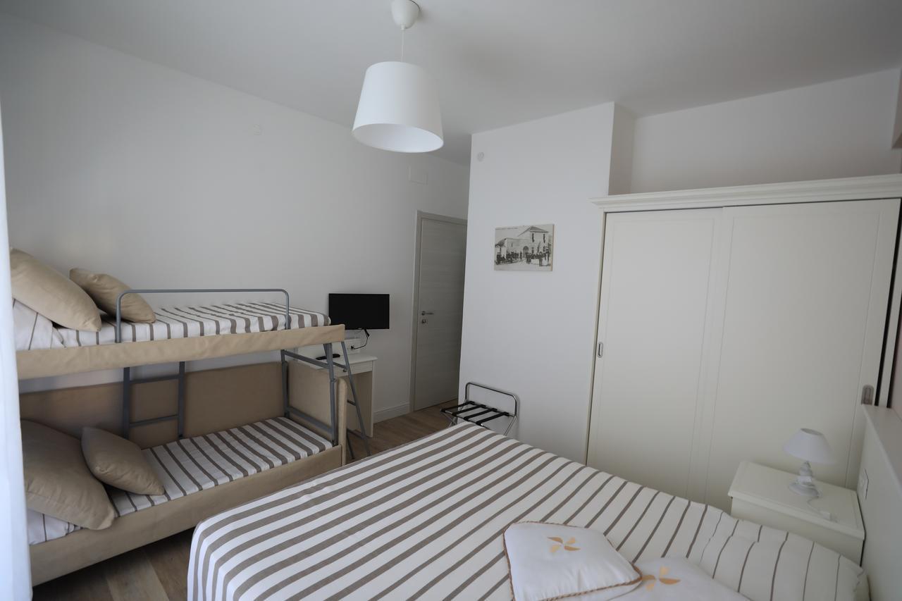 Hotel Continental Pietra Ligure Zewnętrze zdjęcie