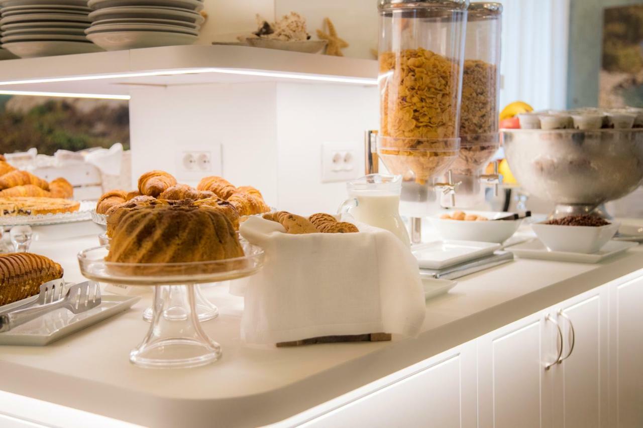 Hotel Continental Pietra Ligure Zewnętrze zdjęcie