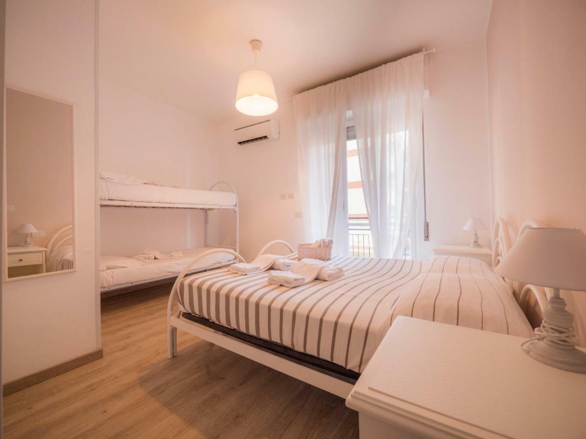 Hotel Continental Pietra Ligure Zewnętrze zdjęcie