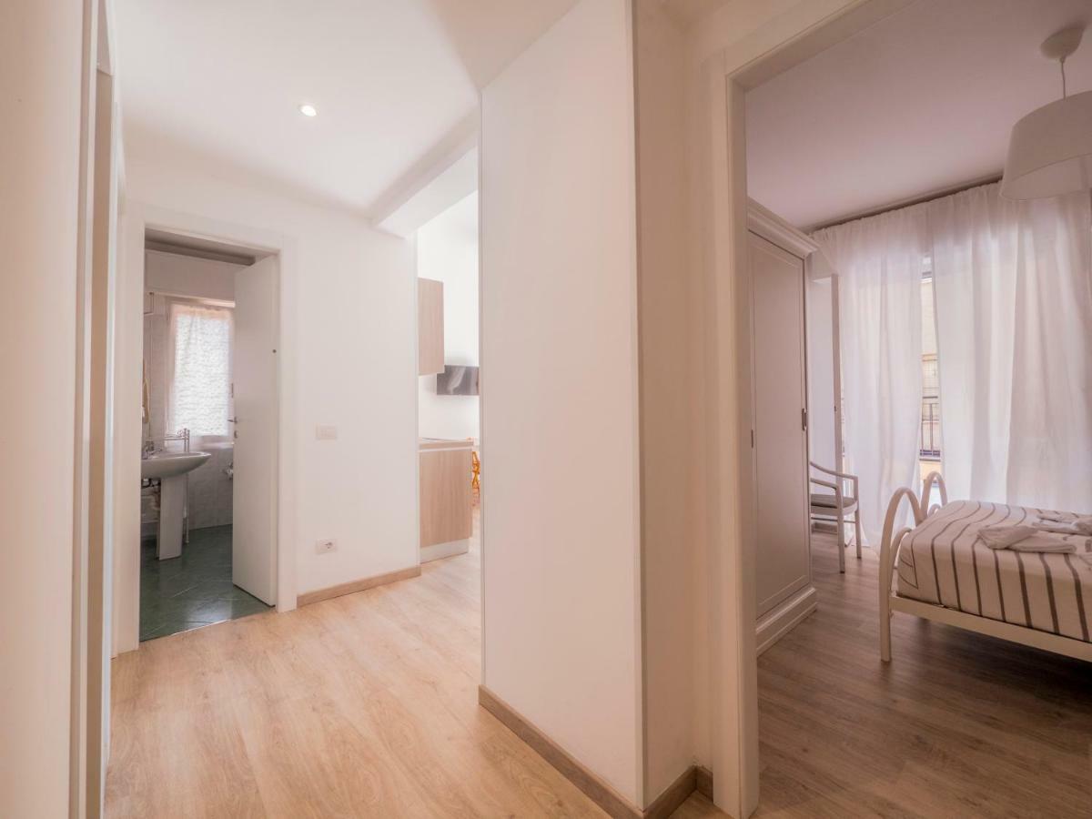 Hotel Continental Pietra Ligure Zewnętrze zdjęcie